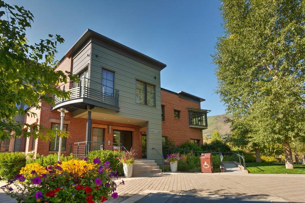 Obermeyer Place Unit 102 Park, Expansive Luxury Condo Walking Distance To Gondola & Restaurants Aspen Exterior photo